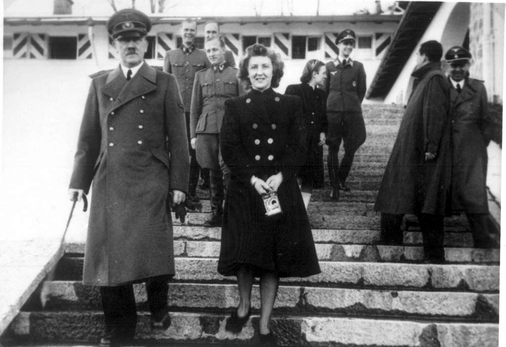 adolph hitler eva brown d44ecf