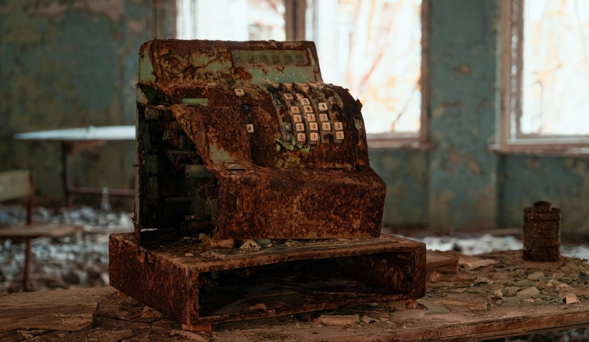 viktor hesse amoL2UVcz Q unsplash